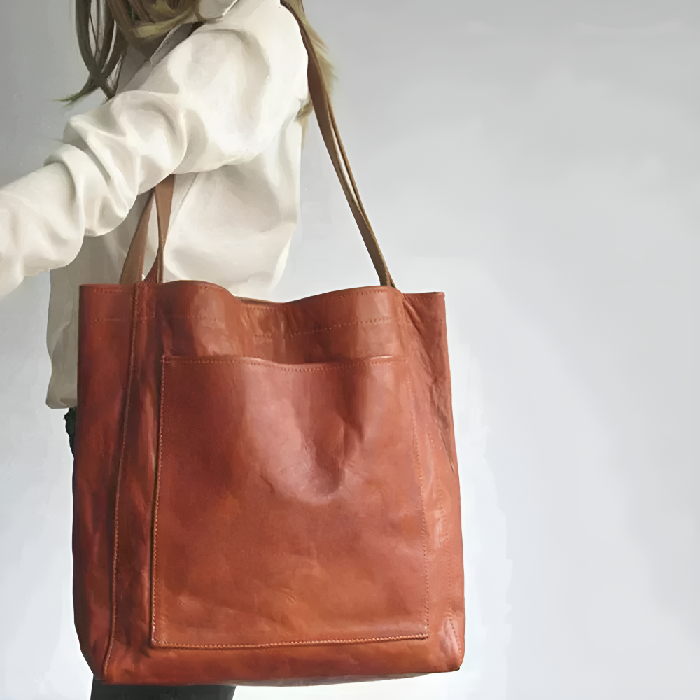 Lorena's Modern Chic | Stylish Leather Bag